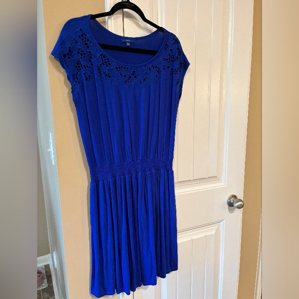 Apt 9 dress with crochet detail sz Large